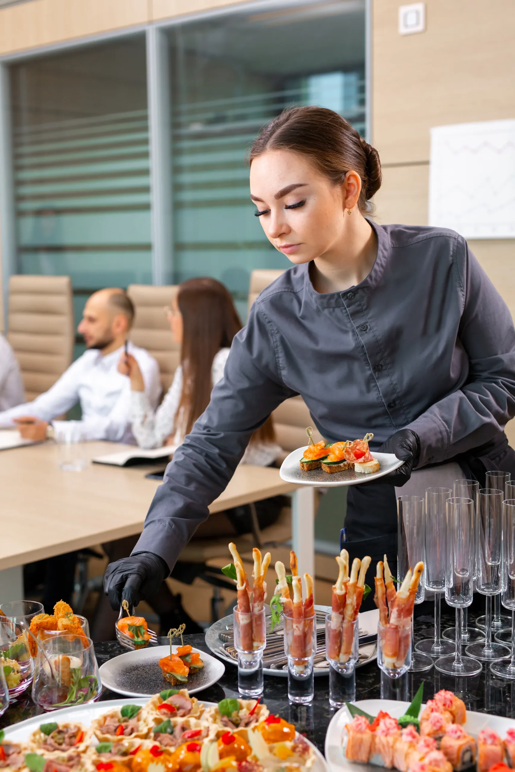 Angebot 86 restaurant waiter serves offsite banquet officexa scaled